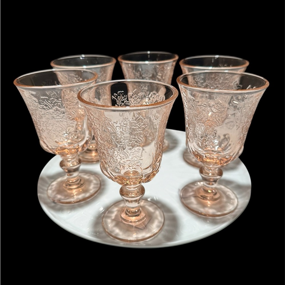 La Rochere France 🇫🇷 Pink glass goblets set of 6 EHTF *RARE*